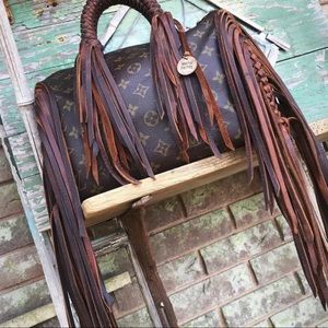 IN SEARCH OF THIS BAG!!!! Any help would be greatly appreciated